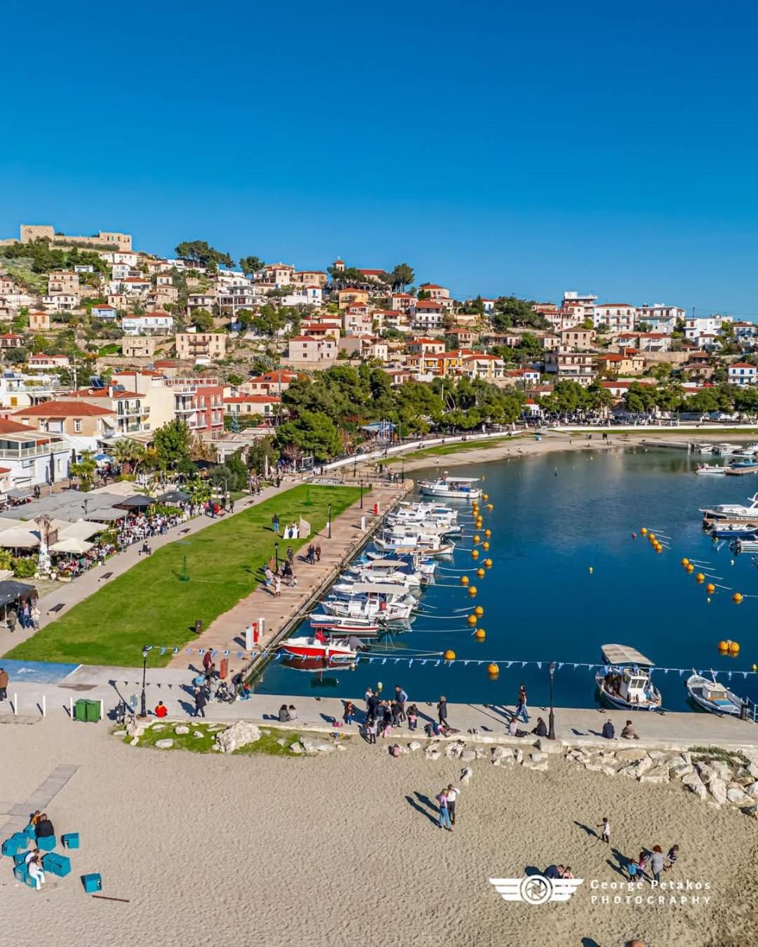 85 Sqm Apartments New Panorama Electric Car Φωρτησησ Station Parálion Ástros エクステリア 写真